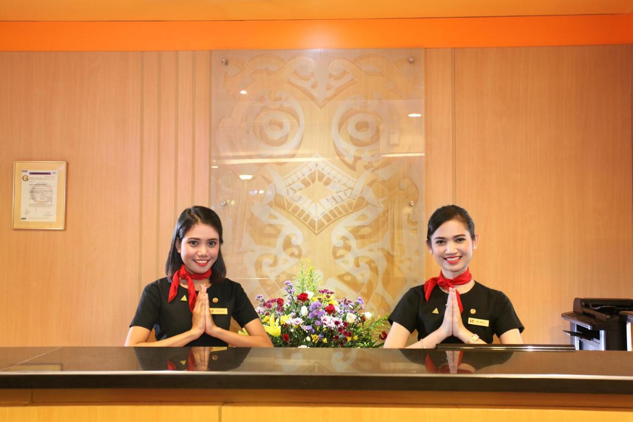 Swiss-Belinn Balikpapan Экстерьер фото